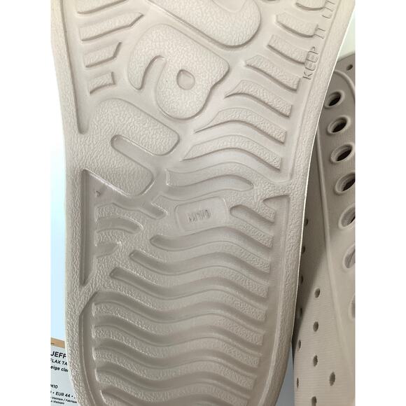 Native Shoes Mens 10 Flax Tan Bone Jefferson Slip On Sneaker Perforated P2-60 - Picture 8 of 10